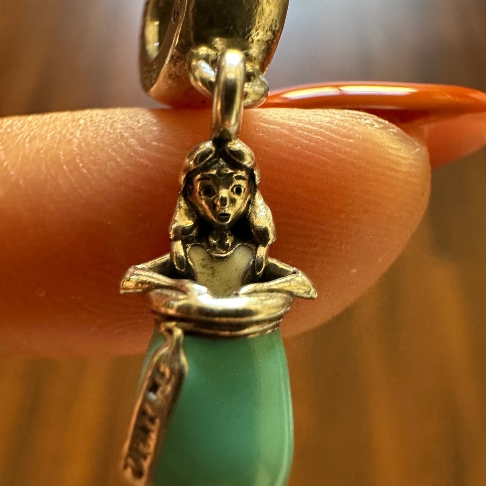 RETIRED Pandora Charm - Disney Alice's Magic Potion Dangle - Picture 7 of 8